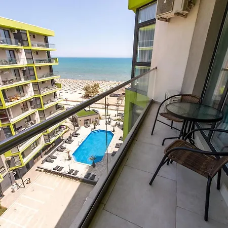 Appartamento Alezzi Beach - Royal Suites