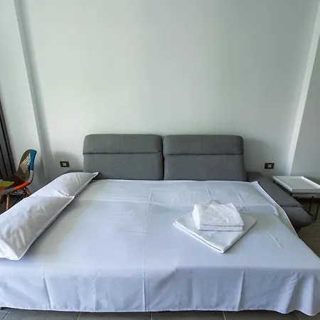 Alezzi Beach - Royal Suites