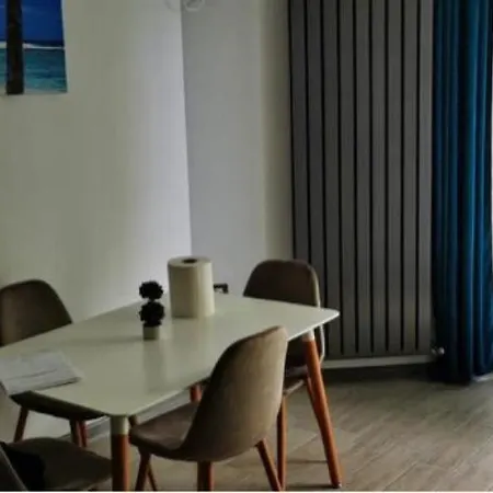 Alezzi Beach - Royal Suites * Năvodari